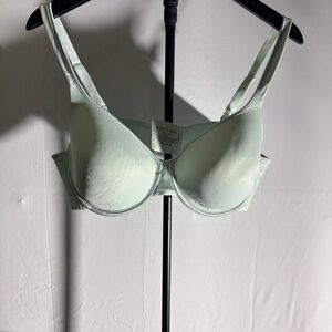 Vanity Fair Women's Mint Bra